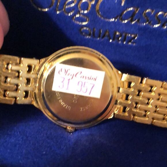 Oleg Cassini New in the box Designer Ladies Quartz Gold Tone Luxury Watch main image 5